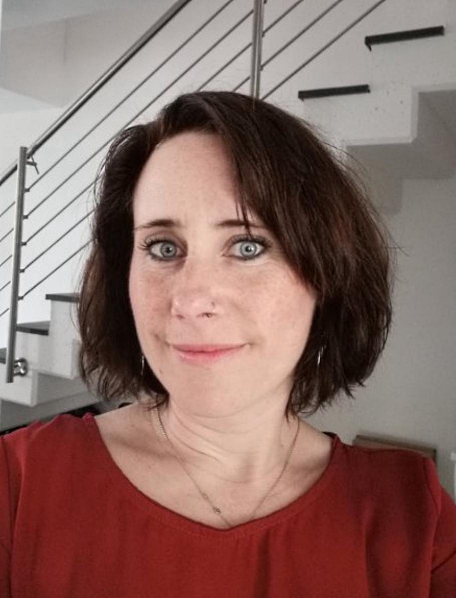 Portraitfoto von Tanja Rötzel